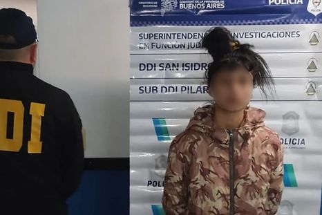 Brisa de los Ángeles Villarreal (18) fue detenida y buscan a su novio