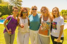 Belén Segura Amarfil, Claudina Teruel, Ale Navarría, Anita Precerutti y María Araujo Foto: Gentileza