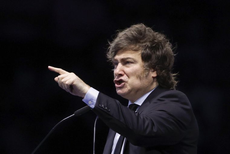 Javier Milei cuestionó nuevamente a la oposición