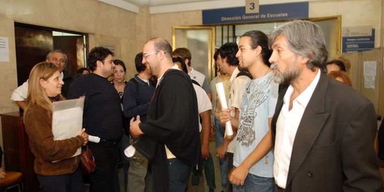 Los contratados de la DGE ya protestaron por la baja de locaciones días atrás. Foto: Ivana Gonzalez/ MDZ