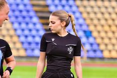 Árbitra portuguesa.