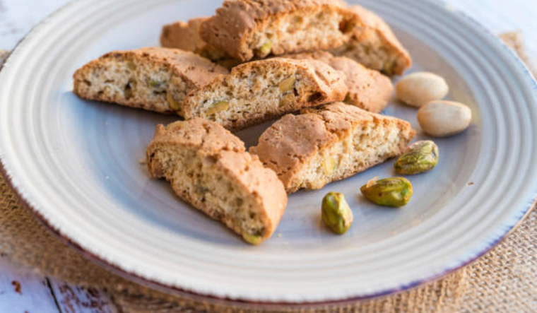 La receta de galletas dulces italianas con pistachos es una opción muy popular en bodas y celebraciones familiares. La receta de galletas dulces italianas con pistachos es una opción muy popular en bodas y celebraciones familiares.