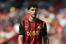 Marcos Senesi está muy cerca de jugar en un grande de la Premier League. Marcos Senesi está muy cerca de jugar en un grande de la Premier League.