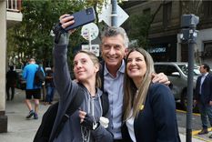 Mauricio Macri y Silvia Lospennato al frente de la campaña del PRO. Foto: Cuenta de X @proargentina