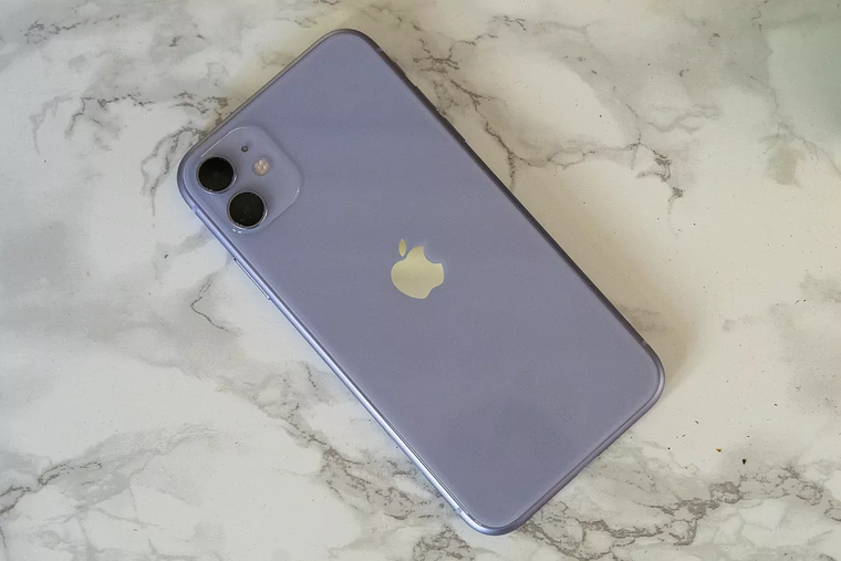 El iPhone 11 fue un éxito de ventas, pero su hardware empieza a quedar atrás. El iPhone 11 fue un éxito de ventas, pero su hardware empieza a quedar atrás.