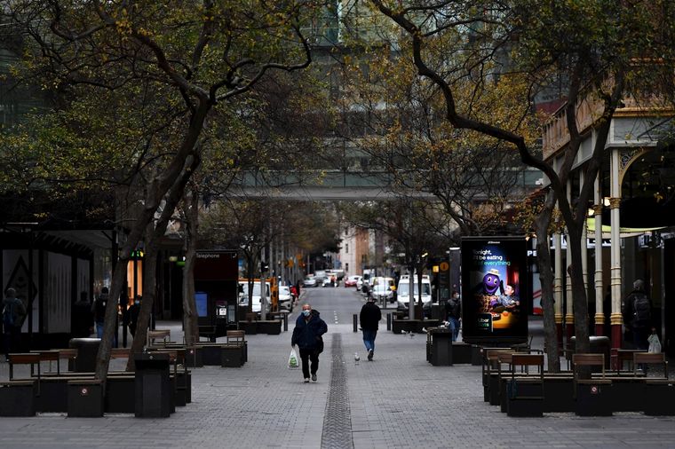 La cuarentena aisló a millones de personas en el mundo, y generó algunos mitos. Foto: EFE