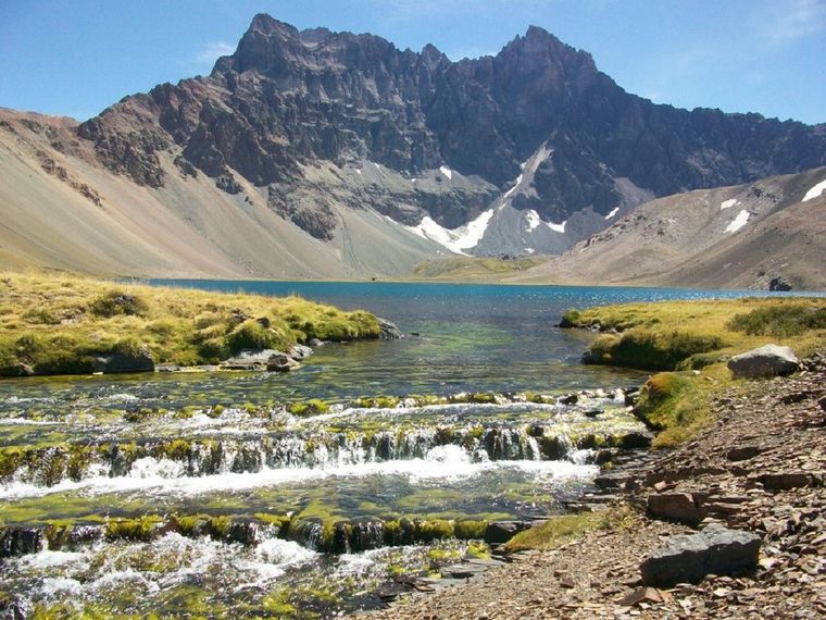 El la zona de Cerro Amarillo se encuentran acuíferos y glaciares clave para una provincia desértica como Mendoza. Foto: Gentileza