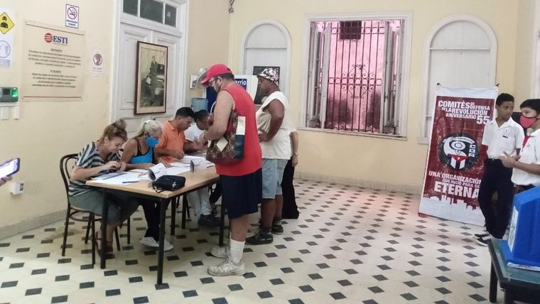 Los cubanos votaron y el mensaje resultó muy claro. Foto: Televisa.