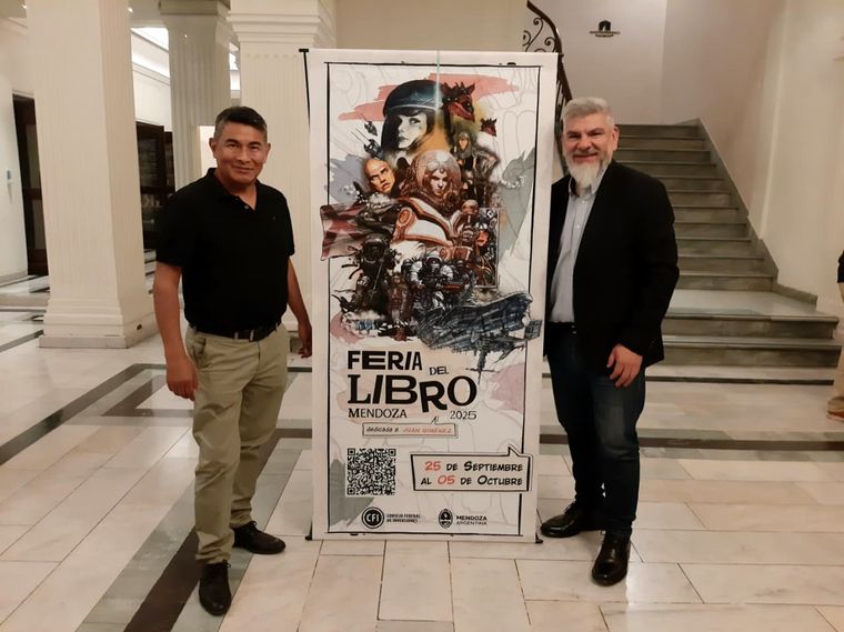 Vicente Mamani junto a Diego Gareca. Vicente Mamani junto a Diego Gareca.