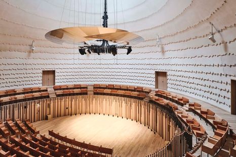 La Source Vive, en Évian-les-Bains, Francia, tiene 500 plazas y fue diseñada específicamente para la música de cámara.