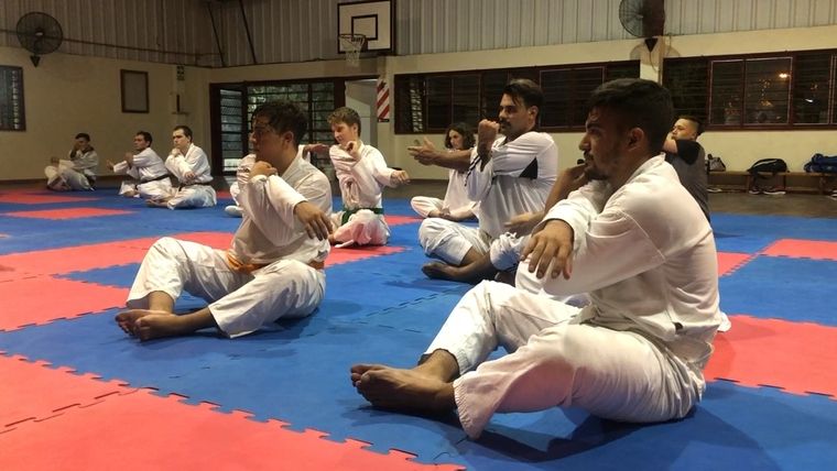 Armas mortales La disciplina y el autocontrol son bases sobre las cuales se forma a los nuevos deportistas Foto: Foto de video