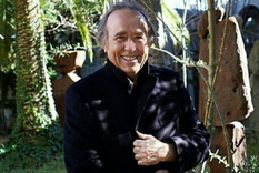En su historial musical, Joan Manuel Serrat tiene muchas anécdotas con su público