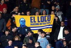 El Loco: marchamos juntos decía una de las banderas para Bielsa. El Loco: marchamos juntos decía una de las banderas para Bielsa.