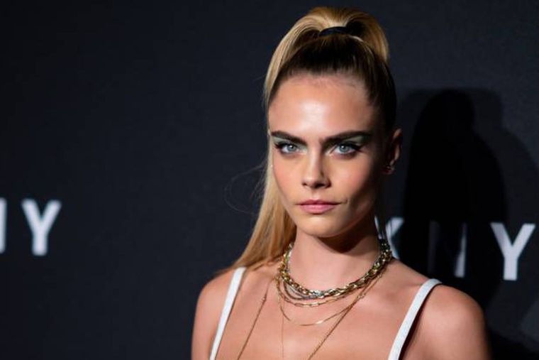 CARA DELEVINGNE ALARMÓ A TODOS. LA MODELO APARECIÓ EN UNAS POLÉMICAS FOTOS EN MUY MAL ESTADO.