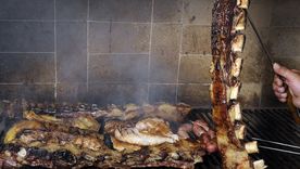 los argentinos consumen 5 kilos de carne de vaca menos, pero 1,5 mas de cerdo los argentinos consumen 5 kilos de carne de vaca menos, pero 1,5 mas de cerdo