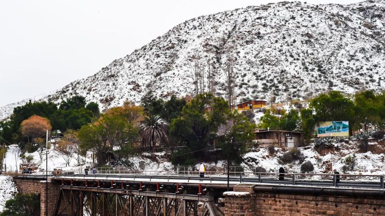 Cacheuta es uno de los destinos elegidos para visitar en Mendoza en invierno. Cacheuta es uno de los destinos elegidos para visitar en Mendoza en invierno.