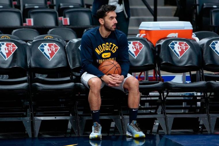 Campazzo sigue sin tener minutos en Denver. Foto: Denver Nuggets