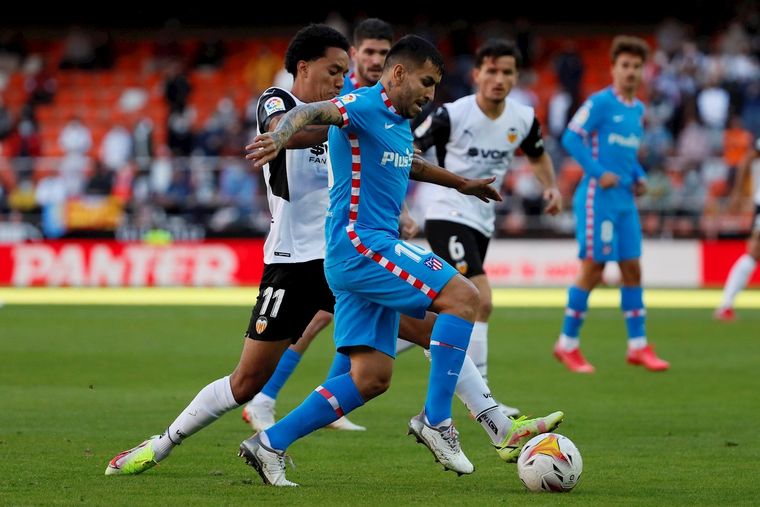 Ángel Correa, titular en el Colchonero Foto: EFE