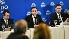 Ezequiel Atauche (La Libertad Avanza) en la comisión de Presupuesto y Hacienda del Senado. Ezequiel Atauche (La Libertad Avanza) en la comisión de Presupuesto y Hacienda del Senado.