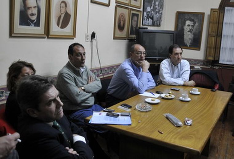 La UCR analizó también pedir un Jury para De Rosas. Foto: Gerardo Gómez/MDZ
