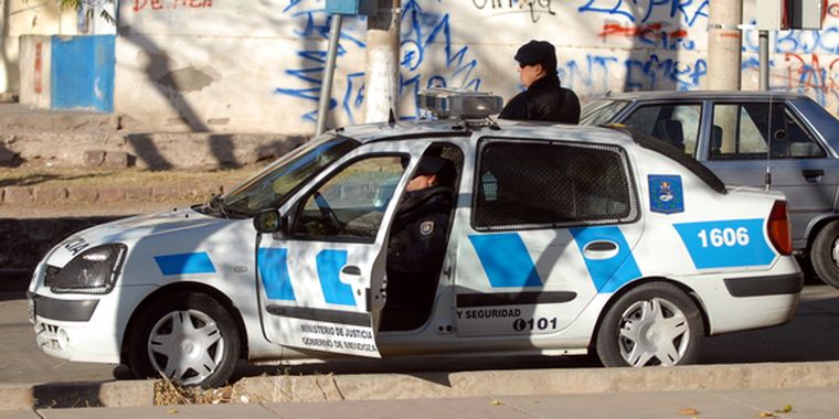 Los delincuentes se encuentran detenidos en la Comisaría 12 de San Martín. Foto: Nacho Gaffuri / MDZ