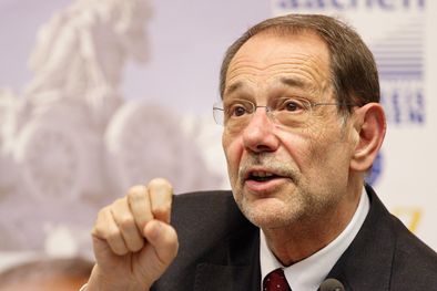 MDZol | Foto: https://upload.wikimedia.org/wikipedia/commons/f/f4/Javier_Solana_(2007).jpg