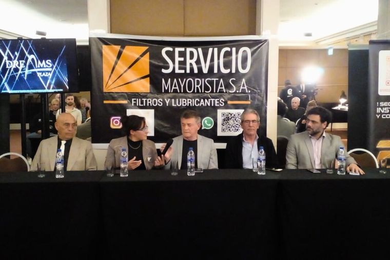 Se realizó la presentación del torneo Guantes de Oro. Foto: MDZ Deportes