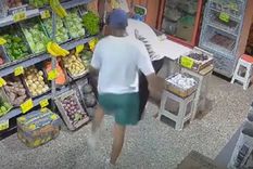 El hecho ocurrió en una verdulería ubicada en la calle Suipacha al 1100. Foto: Captura de pantalla