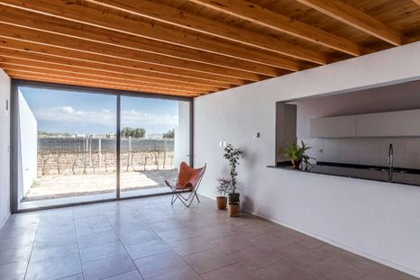 “Casas patio” (y su cocina), del arquitecto Pedro Peña y Lillo.2021. “Casas patio” (y su cocina), del arquitecto Pedro Peña y Lillo.2021.