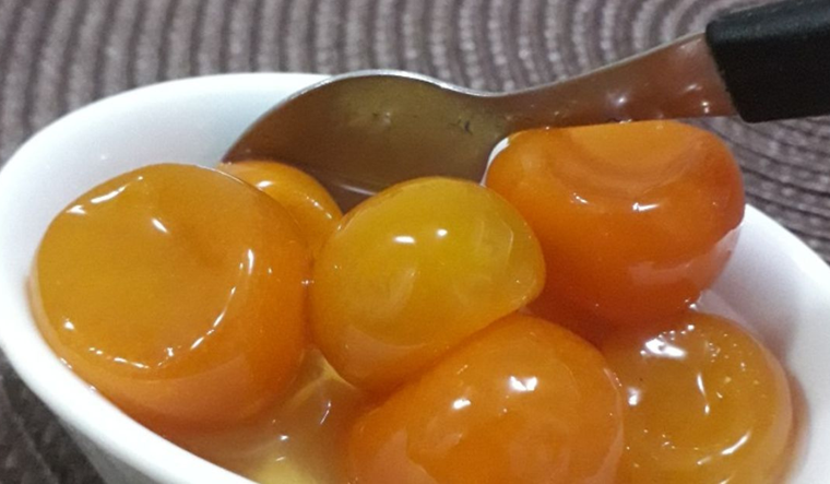 La receta de quinotos en almíbar es ideal para preparar con anticipación, ya que cuanto más reposan, más se intensifican sus sabores. La receta de quinotos en almíbar es ideal para preparar con anticipación, ya que cuanto más reposan, más se intensifican sus sabores.