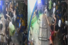 El incidente quedó registrado por las cámaras de seguridad Foto: X