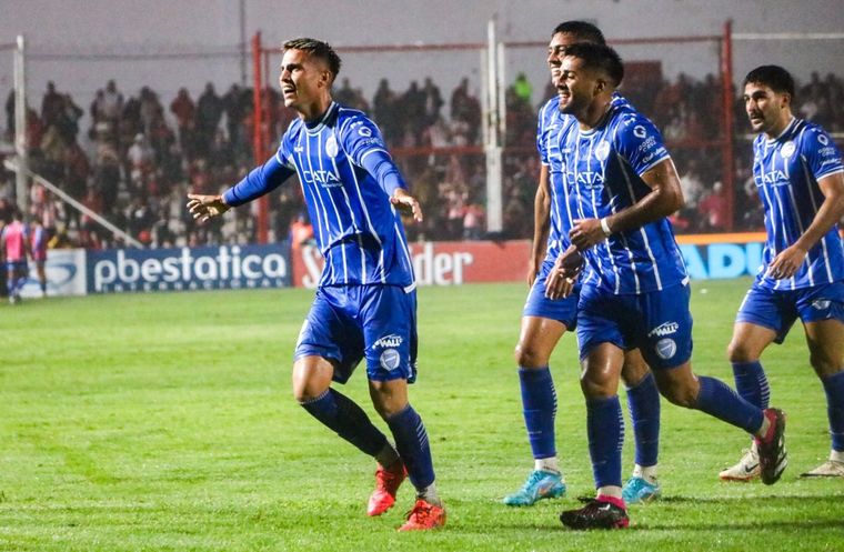 El Tomba recibe a los rosarinos en el Malvinas Argentinas Foto: Prensa Godoy Cruz