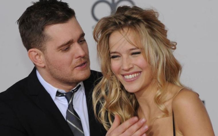 Bajo control Bublé se preocupa por la seguridad de su pareja.
