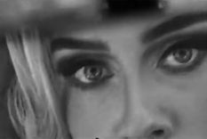 Foto: @ADELE. Adele en el video de Easy On Me.