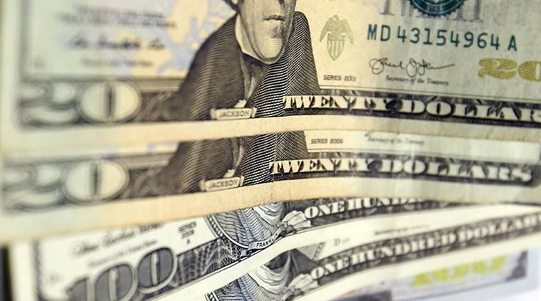 El mercado espera novedades para tener referencias sobre el valor del dólar Foto: ALF PONCE MERCADO / MDZ