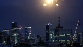 Los ataques entre Irán e Israel continúan y en Tel Aviv debieron ser evacuadas 200 personas tras la caída de un misil.