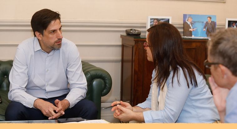 Nicolás Trotta realizará una transmisión en vivo para dialogar con la comunidad educativa