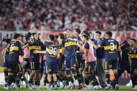 Boca festejó en el Monumental y, horas más tarde, se lamenta por una inesperada noticia. Boca festejó en el Monumental y, horas más tarde, se lamenta por una inesperada noticia.