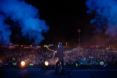 Luck Ra hizo bailar a todos en la Fiesta de Disfraces de San Nicolás.