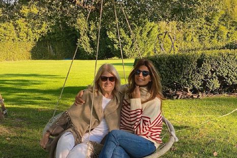 Juliana Awada nos inspira con sus looks para esta primavera. Foto: Instagram.