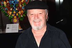 Falleció el actor mexicano de telenovelas Sergio DeFassio. Falleció el actor mexicano de telenovelas Sergio DeFassio.