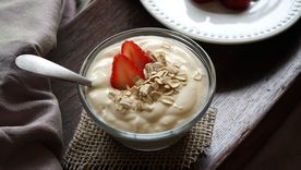 yogur vainilla frutillas Yogur de vainilla con frutillas. Foto: PxHere - pxhere.com/es