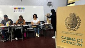 Avanza un acuerdo electoral entre el Gobernador Alfredo Cornejo y Karina Milei. Avanza un acuerdo electoral entre el Gobernador Alfredo Cornejo y Karina Milei.