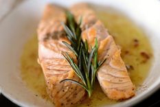 delicia gourmet: prepara este exquisito plato de salmon a la naranja con ¡3 ingredientes!