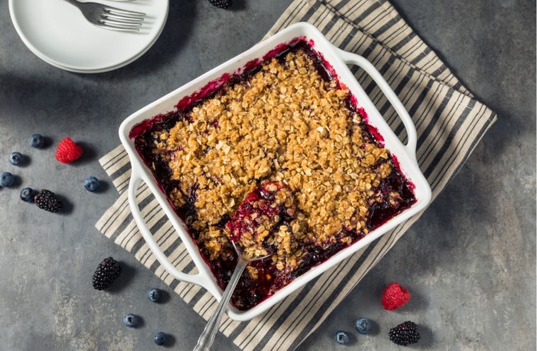 Crumble de arándanos Una receta dulce distinta para hacer en pocos pasos Foto: Shutterstock