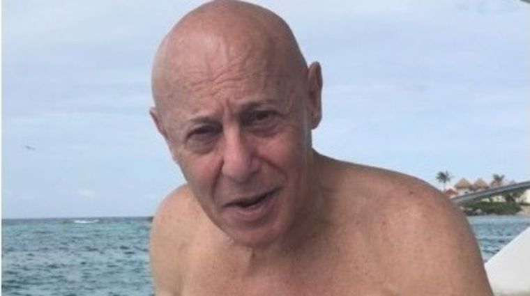 Raúl Luis Martins, exespía de la SIDE se encuentra recluido en un lujoso hospedaje en Cancún, México, mientras en Argentina sufre un nuevo revés judicial.