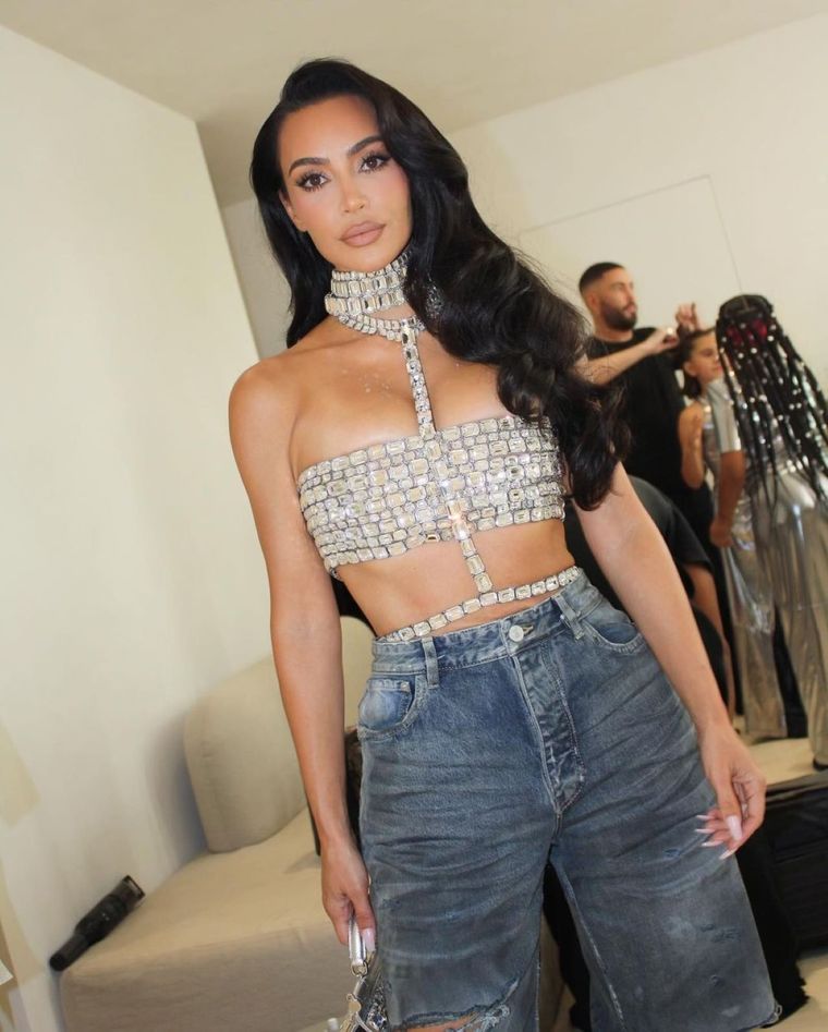 Mirá el look etéreo de Kim Kardashian.