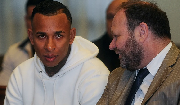 Sebastián Villa y su abogado Foto: NA