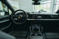 Porsche Cayenne Black Edition