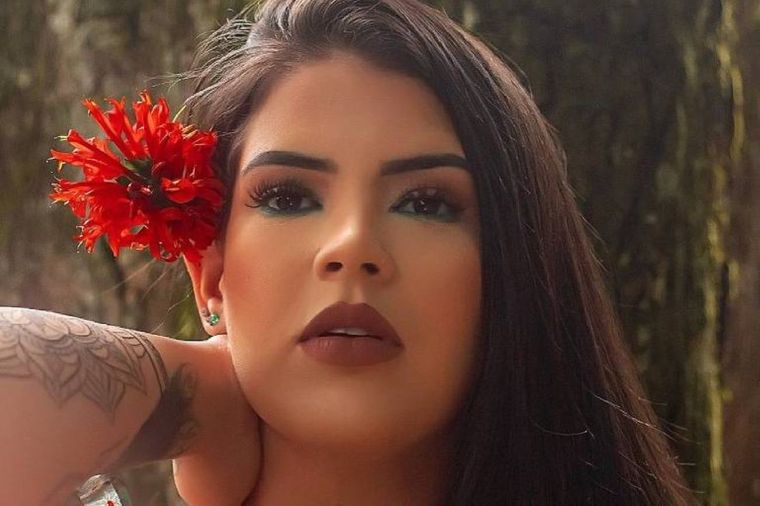 La influencer brasileña Luanne Murta Jardim dos Santos Martin murió luego de recibir un disparo.